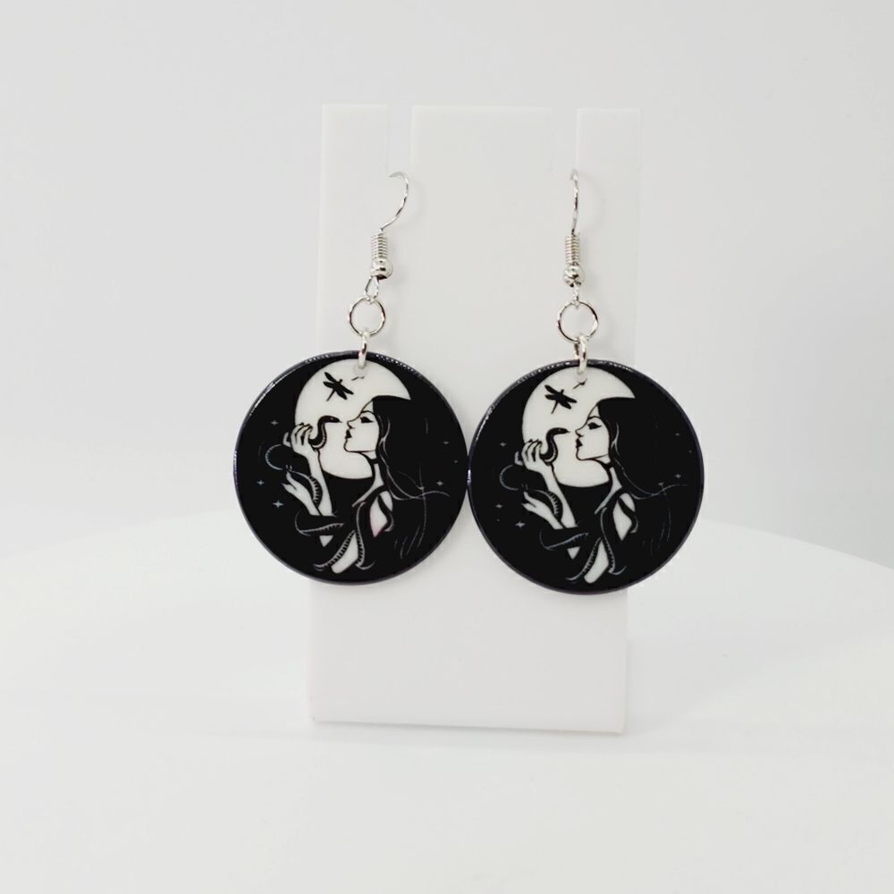 Fashion Witchy Raven Woman Dangle Earrings Acrylic Goth Gothic Drop Earrings